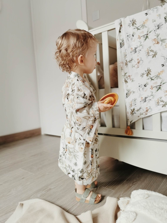 CELIA kimono 22_5 (3).jpg