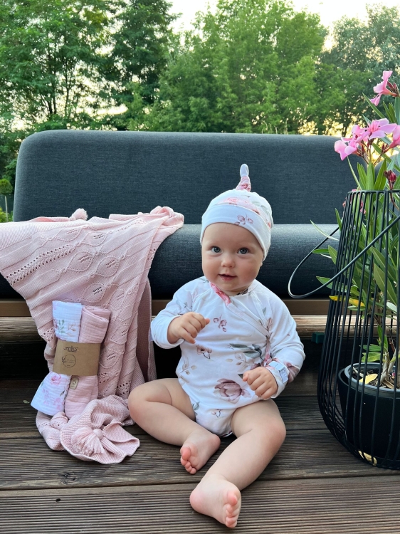 ALA bodysuit, EMILIA hat and LESSIE blanket.jpeg