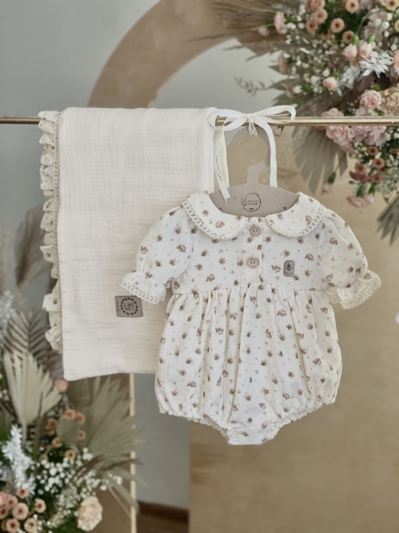 SALAMANKA organic swaddle 3_3.jpg